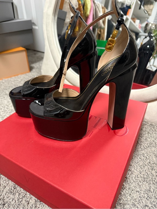 Valentino Garavani Black Patent Leather Platform Sandals with Gold Accent
